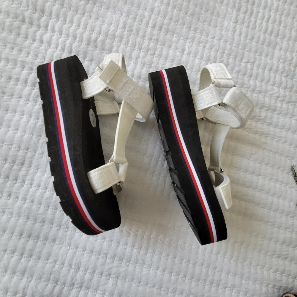 COPY - Tommy Hilfiger Velcro Sandals - White size 7 - Picture 16 of 16